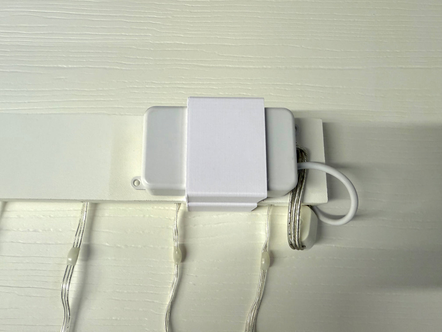 Curtain Mount for Govee Curtain Pro (Clips sold separately)